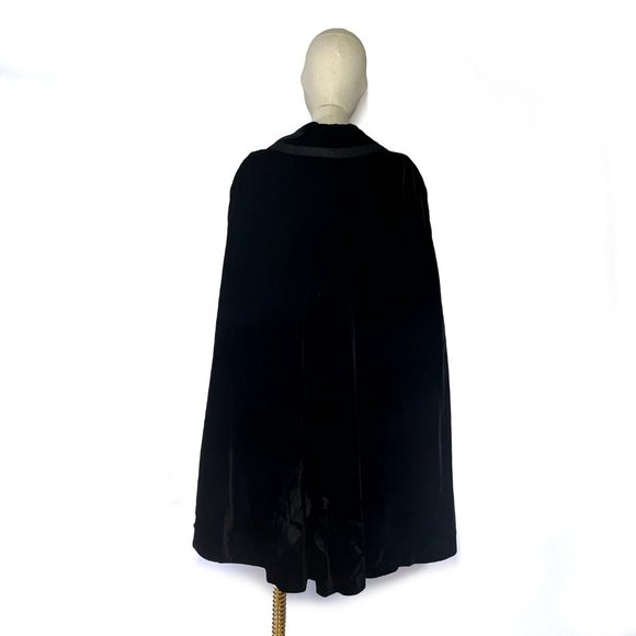 Authentic Vintage 1930s black long velvet cape OS - Picture 5 of 6